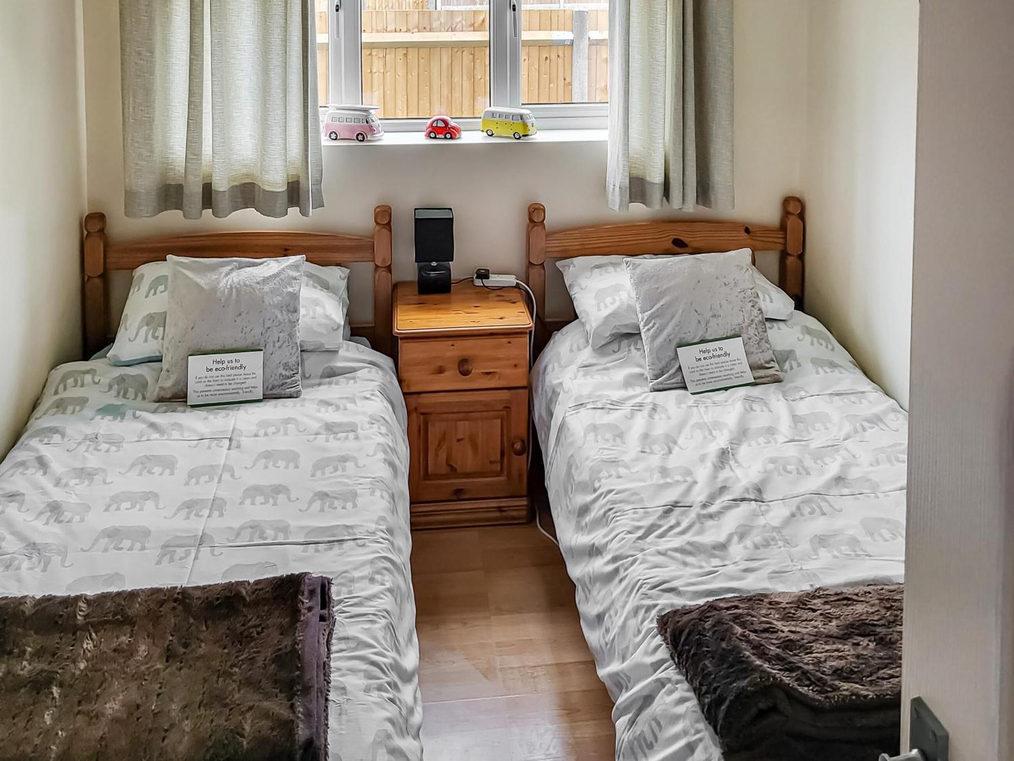 Villa Little London à Bognor Regis Extérieur photo